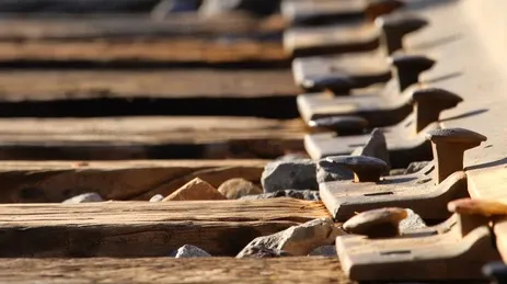 Fixare feroviare SPIKES CARBON din oțel